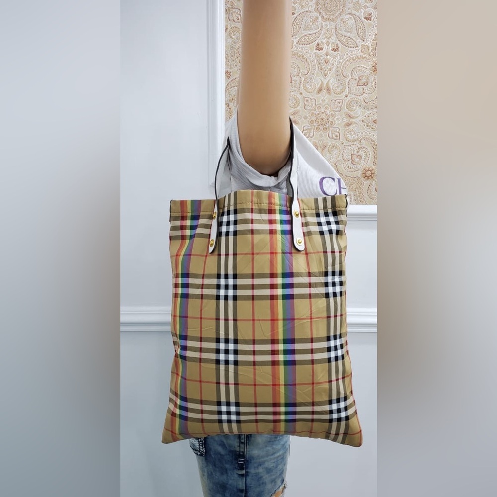 Burberry tote bag